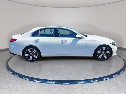 Used 2025 Mercedes-Benz C 300 4MATIC Sedan image 5
