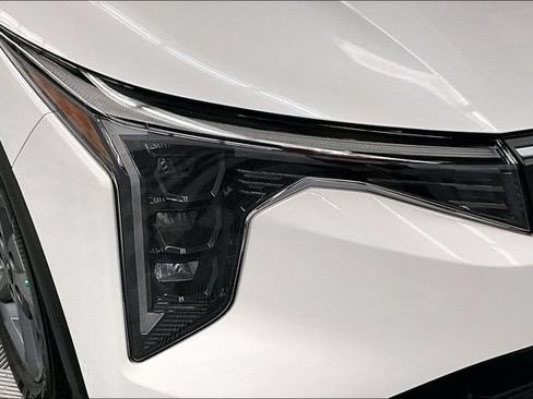 Used 2025 Kia K4 FWD image 32