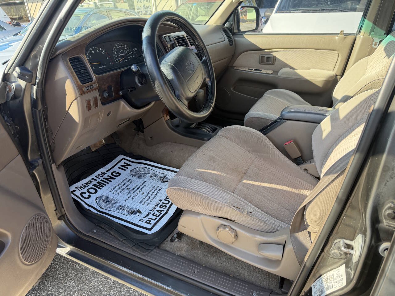 Used 1997 Toyota 4Runner SR5 w/ Sport Seat Pkg RWD image 25