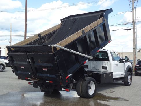 Used 2023 Ford F550 4x4 Regular Cab Super Duty image 3