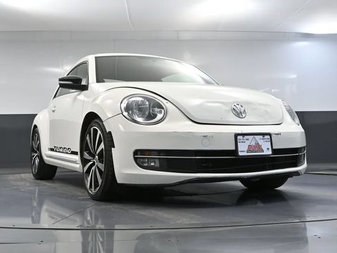 Used 2012 Volkswagen Beetle 2.0T FWD image 38