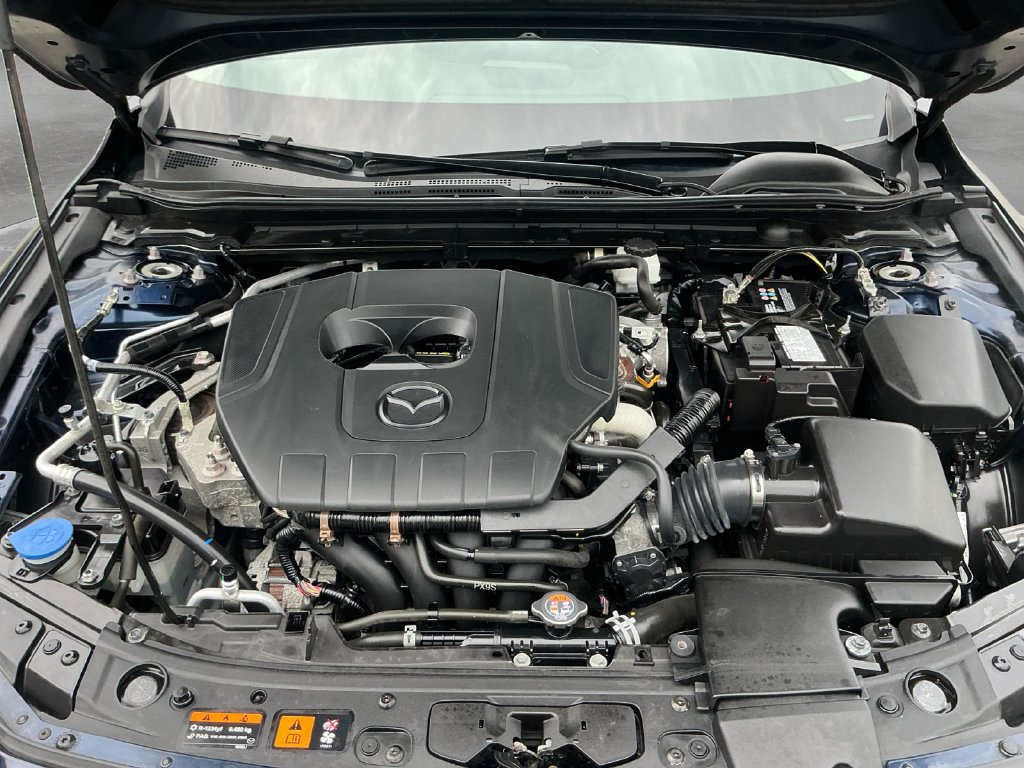 Used 2024 MAZDA MAZDA3 s FWD image 18