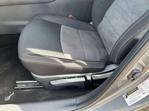 Certified 2023 Nissan Sentra SR FWD image 22