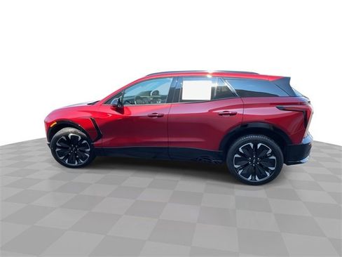 Certified 2024 Chevrolet Blazer EV RS image 8