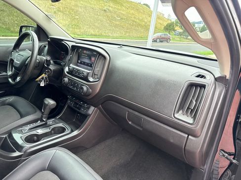 Used 2015 GMC Canyon SLE w/ All-Terrain Package AWD/4WD image 30