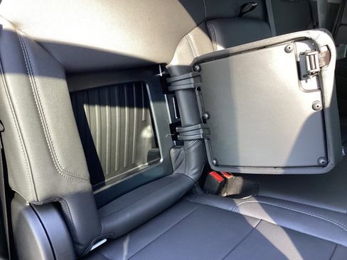 New 2025 GMC Sierra 2500 SLT w/ SLT Premium Package image 22