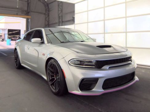 Used 2020 Dodge Charger Scat Pack RWD image 2