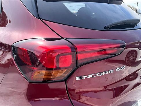 Used 2023 Buick Encore GX Select w/ Sport Touring Package image 28
