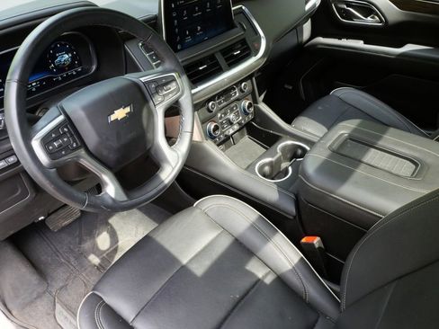 Used 2023 Chevrolet Tahoe Premier AWD/4WD image 13