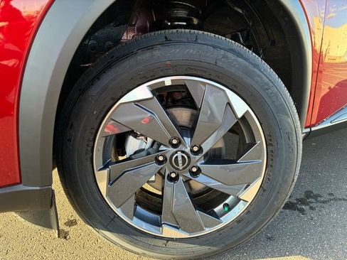 New 2026 Nissan Rogue SV image 10