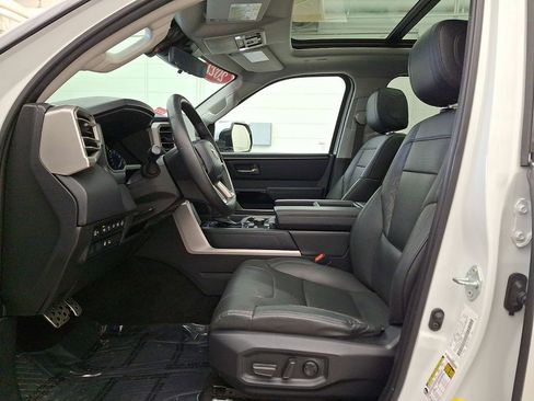 Used 2022 Toyota Tundra Limited w/ TRD Off-Road Package image 11