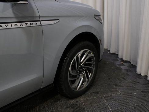 New 2026 Lincoln Navigator Reserve image 54