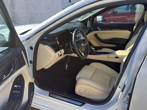 Used 2018 Cadillac CTS Luxury image 22