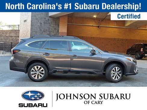 Used 2025 Subaru Outback Premium w/ Popular Package #1A image 26