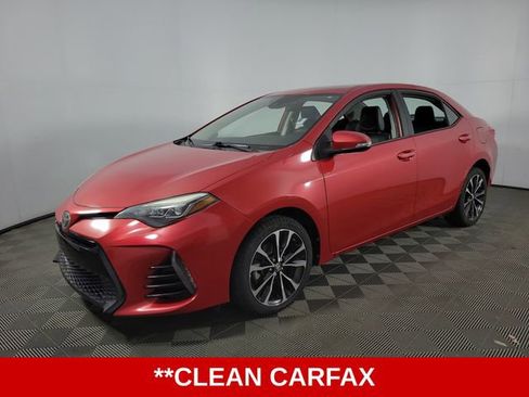 Used 2017 Toyota Corolla SE w/ SE Premium Package FWD image 5