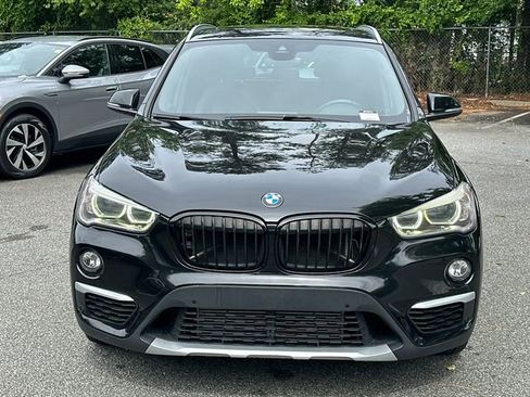 Used 2019 BMW X1 xDrive28i w/ Convenience Package AWD/4WD image 2