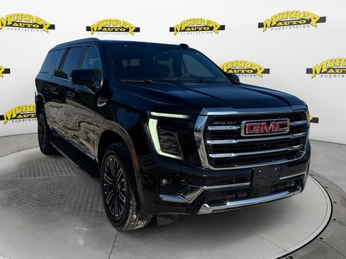 Used 2025 GMC Yukon XL Elevation AWD/4WD image 8