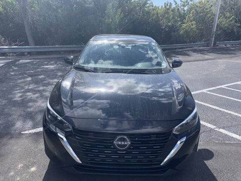 Used 2024 Nissan Sentra SV image 2