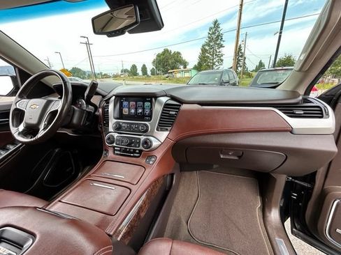Used 2018 Chevrolet Tahoe Premier w/ RST 6.2L Performance Edition AWD/4WD image 34