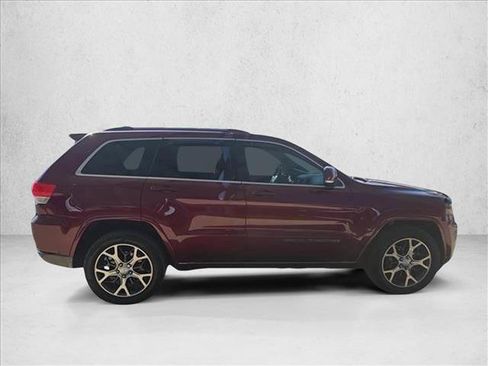 Used 2018 Jeep Grand Cherokee Limited image 12
