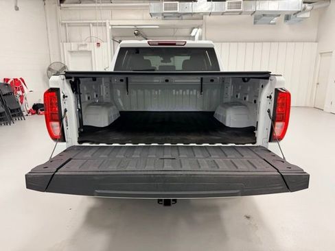 Certified 2025 GMC Sierra 1500 Pro w/ Pro Value Package image 24