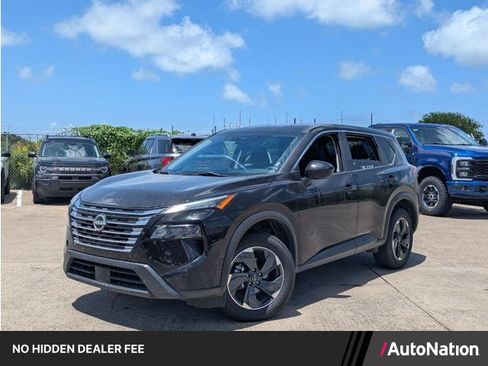 Used 2024 Nissan Rogue SV AWD/4WD image 1
