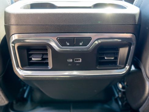 Used 2025 GMC Sierra 3500 Denali Ultimate AWD/4WD image 14