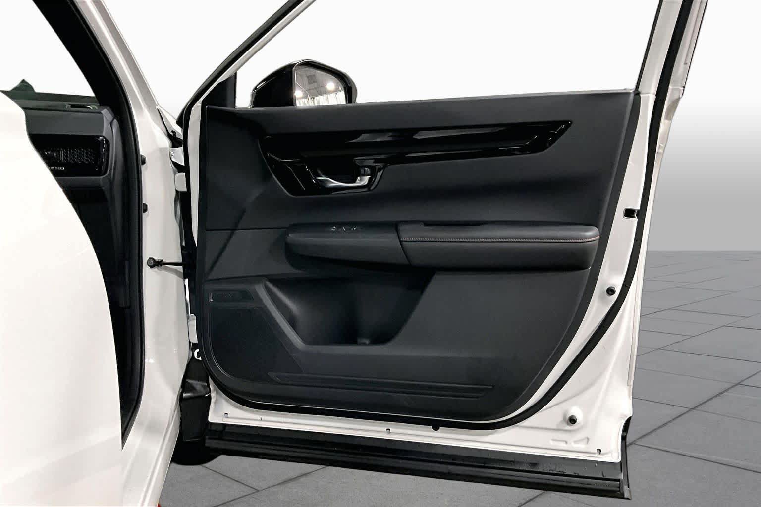 Used 2026 Honda CR-V Sport Touring image 23