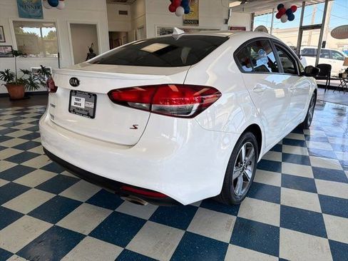 Used 2018 Kia Forte S FWD image 7