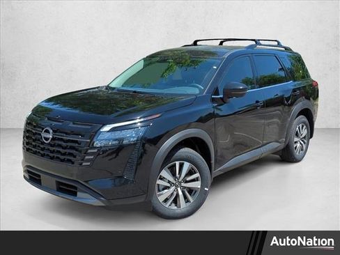 New 2026 Nissan Pathfinder SL FWD image 1