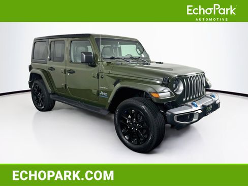 Used 2023 Jeep Wrangler Unlimited Sahara w/ Cold Weather Group AWD/4WD image 1
