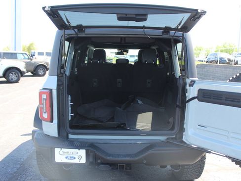 Used 2023 Ford Bronco Badlands w/ Sasquatch Package AWD/4WD image 19
