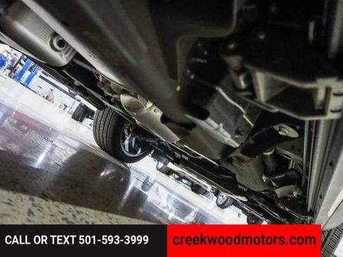 Used 2025 GMC Yukon Denali Ultimate AWD/4WD image 64