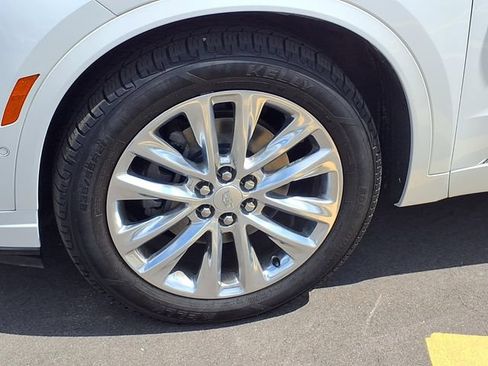 Certified 2020 Cadillac XT6 Premium Luxury FWD image 29