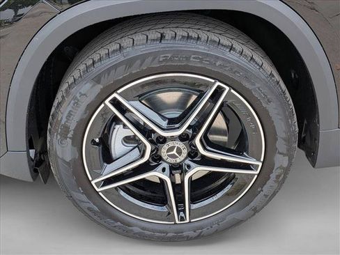 New 2026 Mercedes-Benz GLA 250 image 9