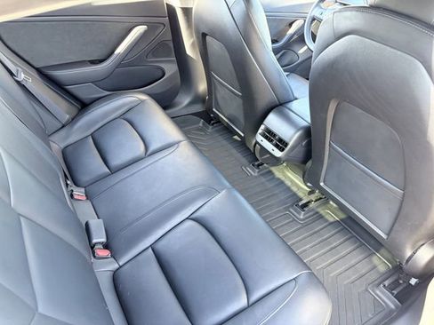 Used 2020 Tesla Model 3 Performance image 22