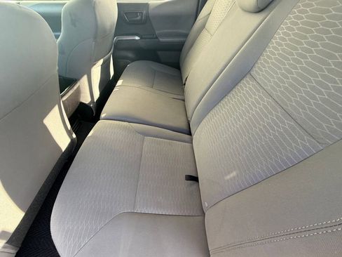 Used 2016 Toyota Tacoma SR5 image 30