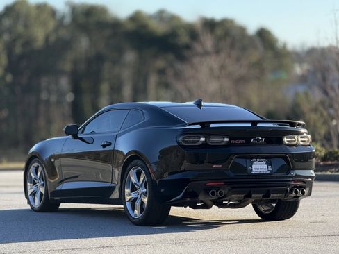 Used 2019 Chevrolet Camaro SS image 9