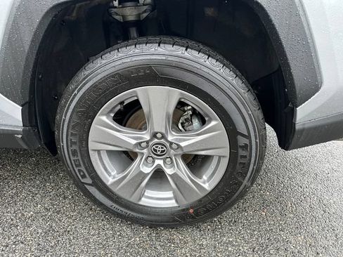 Certified 2025 Toyota RAV4 XLE AWD/4WD image 16