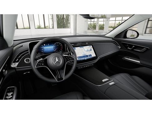 New 2026 Mercedes-Benz E 450 4MATIC Sedan image 3