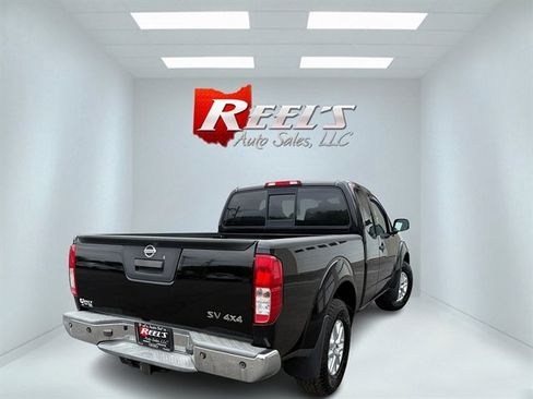 Used 2014 Nissan Frontier SV w/ SV Value Truck Package AWD/4WD image 27