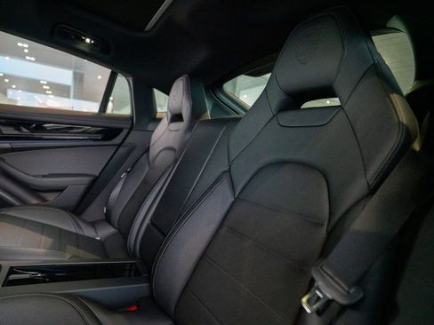 New 2025 Porsche Panamera 4 AWD/4WD image 37