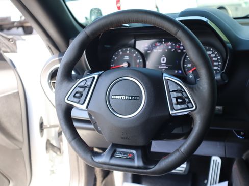 Used 2019 Chevrolet Camaro ZL1 RWD image 14