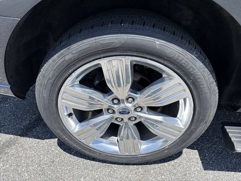 Used 2022 Ford Expedition Max Platinum AWD/4WD image 17