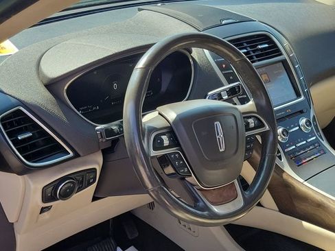 Used 2020 Lincoln Nautilus Reserve w/ Equipment Group 201A FWD image 8