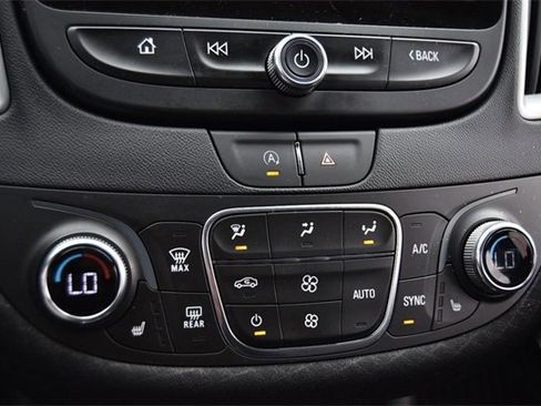 Used 2024 Chevrolet Malibu LT image 13