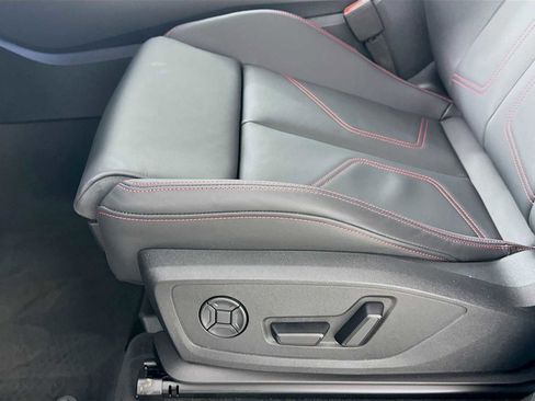 New 2025 Audi Q3 2.0T Premium Plus image 17