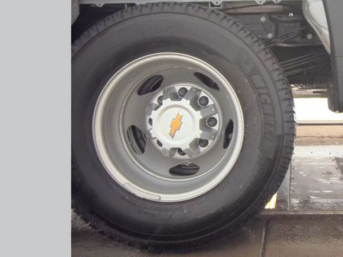 Certified 2024 Chevrolet Silverado 3500 W/T w/ WT Convenience Package image 13