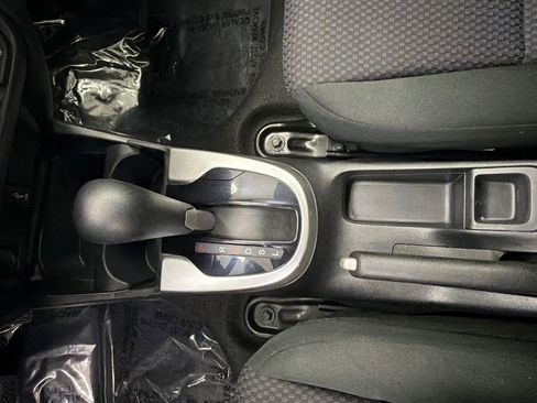 Used 2019 Honda Fit LX image 25
