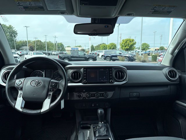 Certified 2020 Toyota Tacoma SR5 AWD/4WD image 14